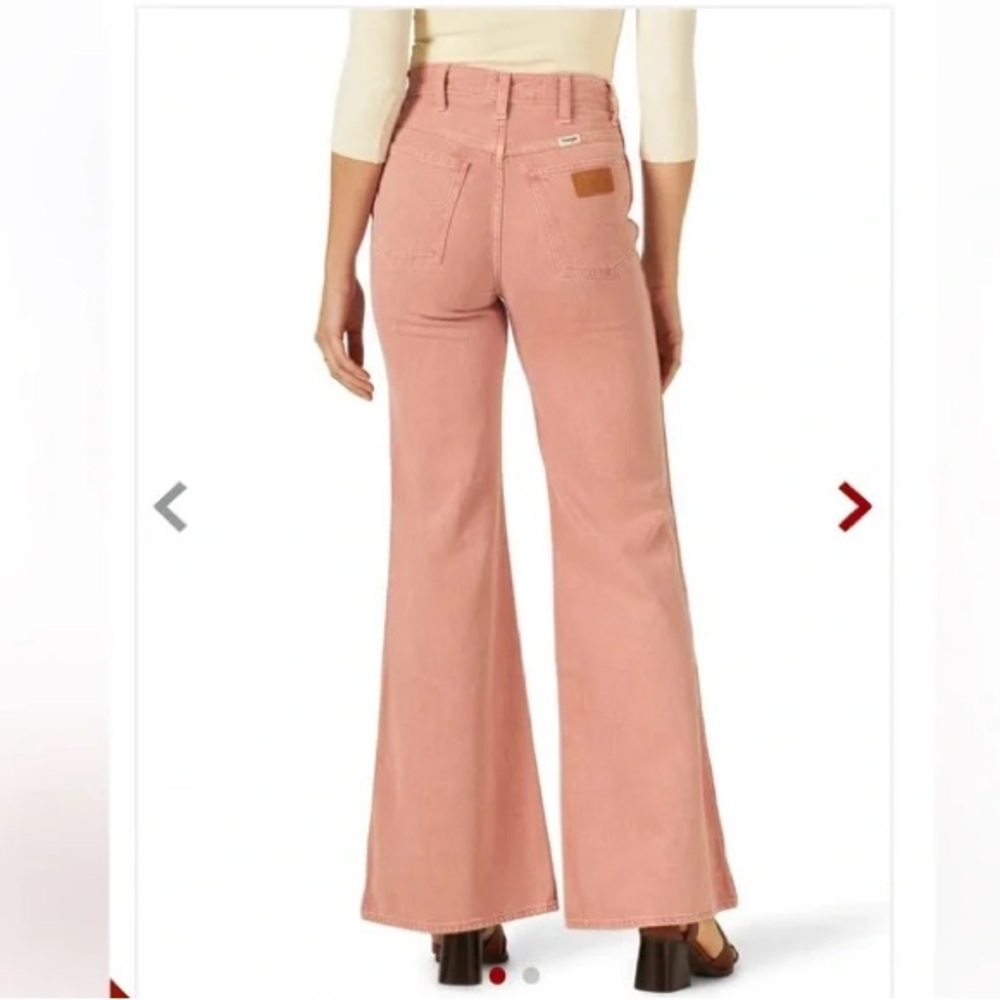 Wrangler Highrise Bootcut Size 30/34 NEW